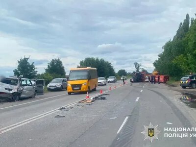 У Полтаві зіткнулися автомобілі: постраждали четверо людей, серед них дитина