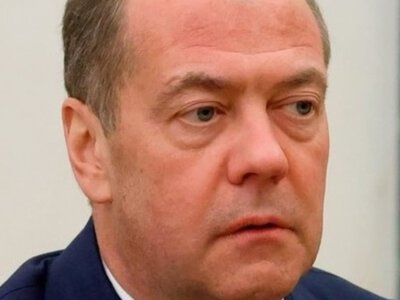 Хроніки запою: Медведєв опублікував дивне відео, яке майже одразу видалили, але марно (Відео)