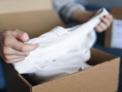  Нові правила для посилок з України до ЄС на прикладі двох футболок 