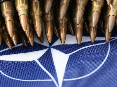 Гроші є, зброї немає: НАТО зіткнулося з несподіваною та тривожною проблемою, незважаючи на потужне фінансування