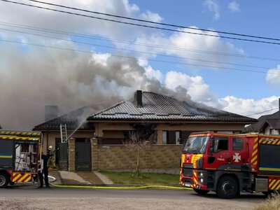У Рівному через пожежу ледь не згорів житловий будинок
