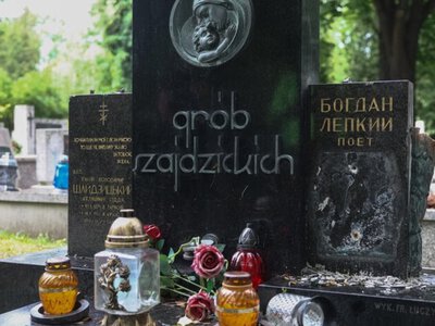 Польська поліція відреагувала на інцидент з могилою українського письменника Лепкого