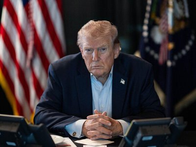 Трамп дивиться Трампа: нове відео з президентом США підкорює мережу