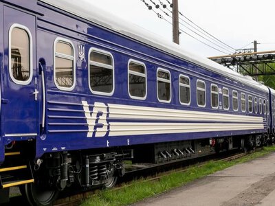 На Київщині обмежено рух поїздів: можливі затримки через заходи безпеки
