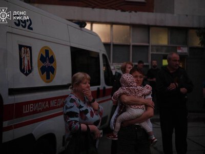 Російська ракета влучила в девʼятиповерхівку в Києві: вже 7 загиблих та 24 поранених