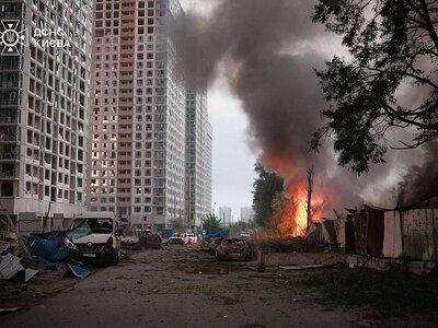 Масований нічний обстріл Києва: зруйновано будинки, є загиблі та десятки поранених