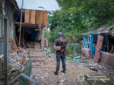 Двоє людей постраждали через ворожі атаки на Сумщині