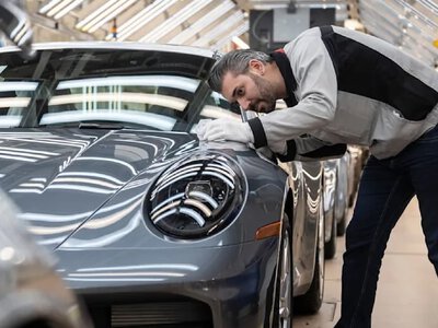 Porsche може скоротити ще до 4000 працівників