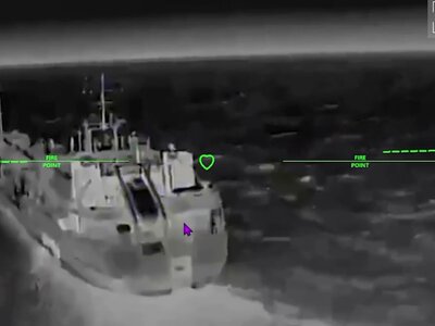 Українські дрони уразили два танкери з російським бензином, які везли пальне до Криму