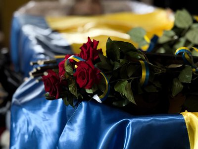 У Мукачеві попрощалися із полеглим захисником Василем Митровкою