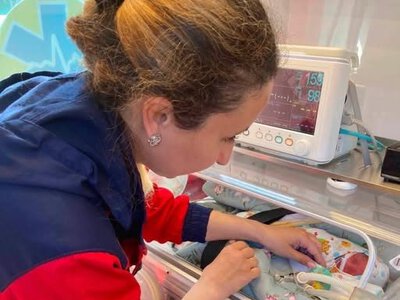 Зі Слов’янська евакуювали немовля з важкою пневмонією