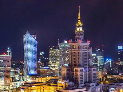 Парк Бандери: у Google Maps масово перейменували визначні місця Варшави
