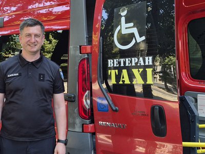 «Люди заслуговують на гідне ставлення»: як військовий капелан створив «Ветеран таксі»