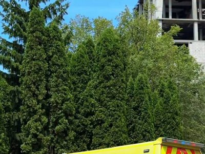Британське місто-побратим передало черкаським військовим два спецавтомобілі