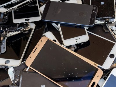 Google знайшла несподіване застосування старим смартфонам: тисячі Pixel перетворять на сервери для штучного інтелекту