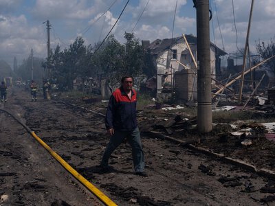 РФ перетворила Вишневе на зону лиха: пожежі, руйнування та сотні евакуйованих