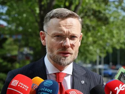 Голову канцелярії президента Польщі внесли до бази Миротворця