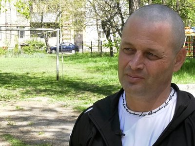 Абсурд системи: у пораненого ветерана з Мелітополя відібрали виплату ВПО