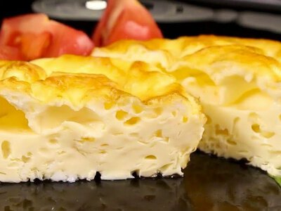 Пишний омлет без сковороди: простий рецепт для кулінарних новаторів
