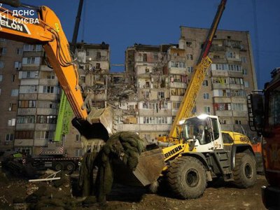 Головне за ніч та ранок вівторка, 7 липня: пошуково-рятувальні роботи в Києві, 255 боєзіткнень, ракетний удар по Бєлгороду