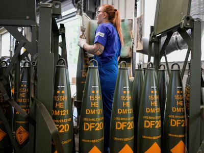 «Майже вдвічі більше, ніж торік»: Рютте про виробництво артилерійських снарядів