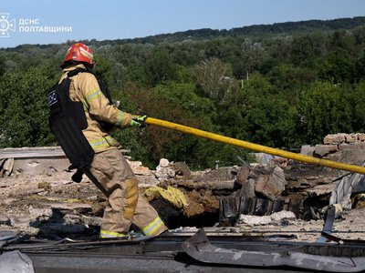 У Полтавському районі загасили пожежу після ворожої атаки