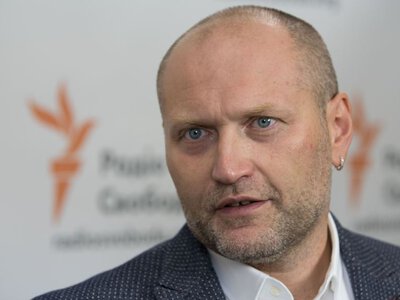 Зеленський ввів санкції проти політичного блогера – екснардепа Берези, пропагандистів та постачальників компонентів для російських ракет