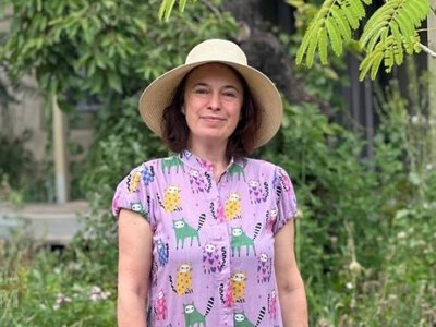 Автентична хата, «живий» дах й експериментальний європейський сад: у Сараті створили унікальну екосадибу