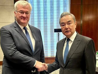 Сибіга отримав запрошення з Китаю приїхати з візитом