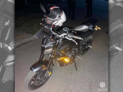 У Сарнах під час комендантської години зупинили неповнолітнього мотоцикліста без документів