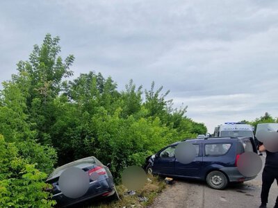 У Мамаївцях через ДТП з потерпілими ускладнений рух: патрульні організували реверс