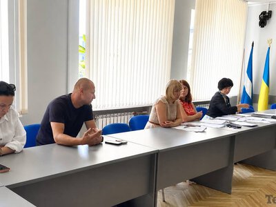 Понад 400 ділянок без електрики: у Кременчуці знову шукали вихід для Озерного