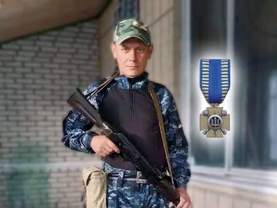 У Городківці родині полеглого захисника Юрія Ткачика вручили медаль «Лицарський хрест»
