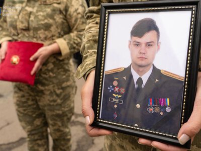 У Бродах попрощалися з командиром екіпажу Мі-8 Юрієм Вороном, який загинув під Полтавою під час перехоплення російських дронів