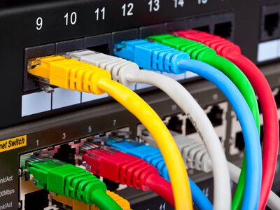 В Україні змінюють правила для домашнього інтернету: що треба знати
