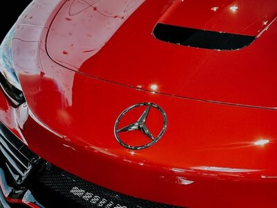 Таких у світі лише 250: в Україні з’явився Mercedes-AMG PureSpeed за $1,5 мільйона (ФОТО)