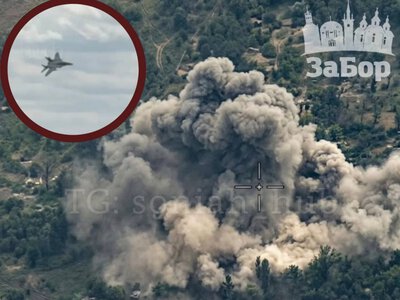 На Запоріжжі авіація ЗСУ завдала удару по штурмових групах окупантів у Кам'янському (відео)