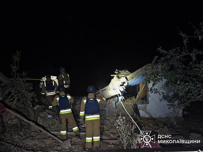 Удар КАБом по Миколаївській області: загиблих мати і дочку діставали з-під завалів