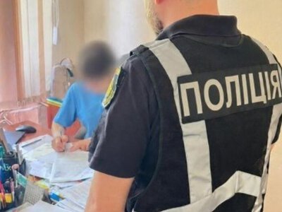 Правоохоронці Запоріжжя викрили колишнього посадовця, який розтратив 738 000 гривень бюджетних коштів