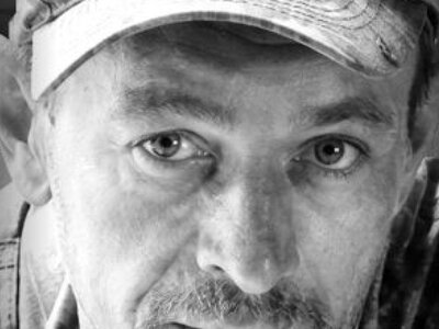 Вінниця у жалобі – місто прощається із Героєм Василем Сиротою
