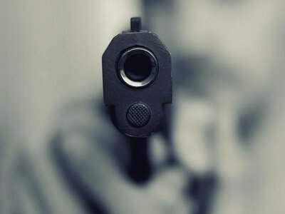 В Одесі чоловік захопив заручників у перукарні: на місці працює поліція