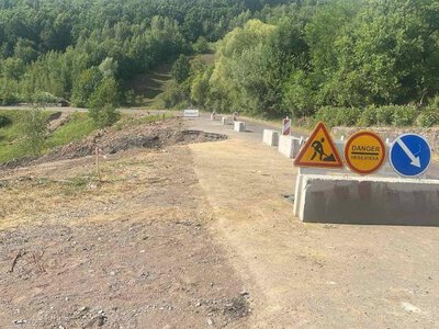 На Хустщині обвалилася частина дороги Свалява – Довге – Липча