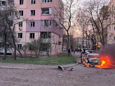 Як криворіжцям безкоштовно зняти з реєстрації авто, знищене обстрілом: алгоритм дій