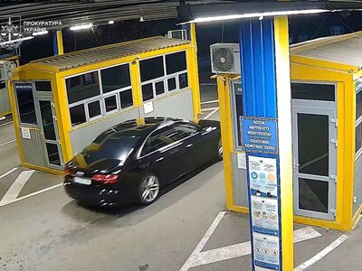 Чоловіка судитимуть за рекордну контрабанду валюти до Словаччини