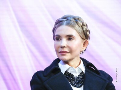 Суд звільнив Юлію Тимошенко від процесуальних обов’язків