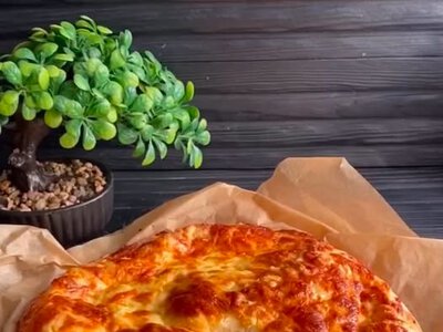 Хачапурі по-мегрельськи вдома: 350 г сулугуні, тонке тісто і рум’яна сирна скоринка
