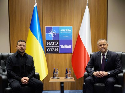 Зеленський зустрівся з президентом Польщі Навроцьким (фото)