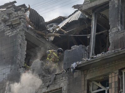 Наслідки російської ракетної атаки на Харків: двоє загиблих, 42 постраждалих (фото, відео)