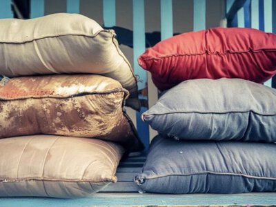 Що зробити зі старими подушками: 5 корисних способів повторного використання