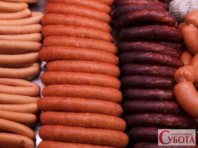 Сосиски по 600 грн за кілограм: чому вони дорожчі за свинину і з чого складається ціна